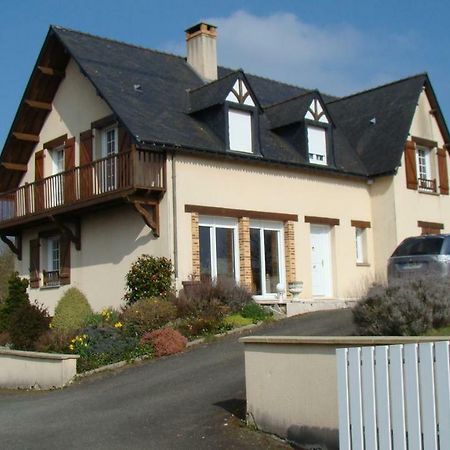 Villaines-la-Juhel Chambres D'Hotes Le Bignon Dans Les Alpes Mancelles מראה חיצוני תמונה